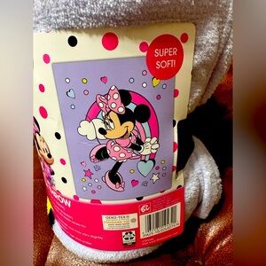 New Disney Junior Minnie mouse plush throw